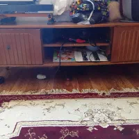 میز تلویزیون در حد نو استفاده نشده