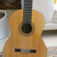 گیتار یاماها c40|گیتار، بیس، امپلیفایر|ساری, |دیوار