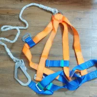 کمربند ایمنی کار در ارتفاع