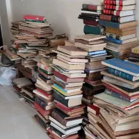 خرید و فروش کتابخانه شخصی