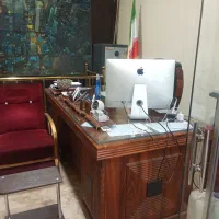 فروش مغازه چهل متری طبقه همکف وسیمتری زیرزمین