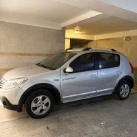 رنو ساندرو اتومات مدل ۱۳۹۵ با لوازم کامل استپ وی