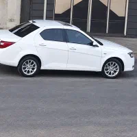 دنا پلاس۶ دنده  توربو سانرف دار