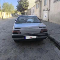 ماشین فروشی بی رنگ