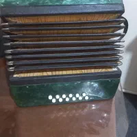 آکاردئون کاملا سالم