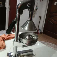 آب انار گیری