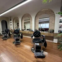 آرایشگری و اجاره صندلی