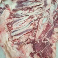 قلوه گاه گوسفندی۸۷۰ گوشت گوساله ۱۱۵۰جگر گوساله۴۸۰