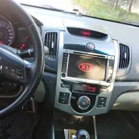 سراتو کم کار یک لکه رنگ