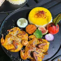 کمک آشپز و منقلدار دورچین زن|استخدام خدمات فروشگاه و رستوران|اصفهان, جلالیه|دیوار