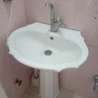 روشویی وآینه