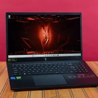 فروش فوری لپتاپ acer nitro --core i9 13900H