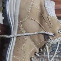 پوتین کوهنوردی کاتر پیلار|کیف، کفش، کمربند|اندیشه, اندیشه فاز ۳|دیوار