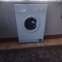 تلویزیون وجاروبرقی