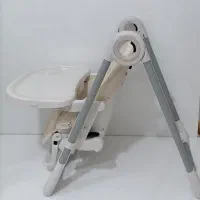 صندلی غذا آلمانی  کاملا نونو|تخت و صندلی بچه|تهران, امام زاده عبدالله|دیوار