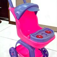 کالسکه اسباب‌بازی و صندلی کودک