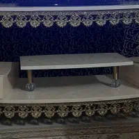 تلویزیون ومیز