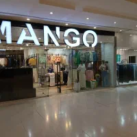 فروشنده خانم جهت کار در فروشگاه زنانه