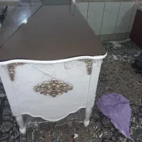 میز اداری سلطنتی