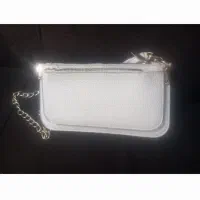 کیف سفیدی پیداکردم