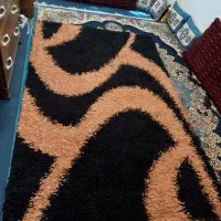 فرش ماکارانی تمیز  مشکی کرم‌