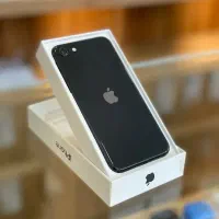 iPhone SE 2020 128 - آیفون اس ای ۲۰۲۰ مشکی