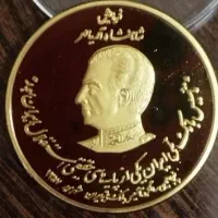 سکه روکش طلا ی پدر و پسر بمناسبت تاسیس بانک ملی