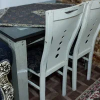 نهار خوری همراه سه صندل