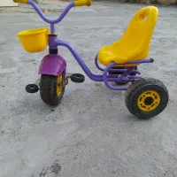 دو عدد سه چرخه