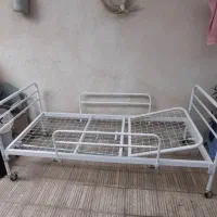 تخت بیمارستانی