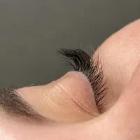 اکستنشن مژه در سالن تخصصی vipمژه|خدمات آرایشگری و زیبایی|ساری, |دیوار