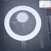 رینگ لایت سیرا در حد نو|دوربین عکاسی و فیلم‌برداری|شیراز, فخرآباد (دروازه کازرون)|دیوار