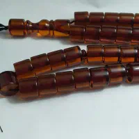 تسبیح کهربا آب حیات|کلکسیون اشیاء عتیقه|نقده, |دیوار