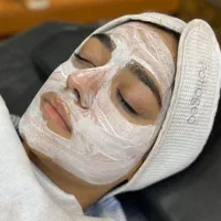 آموزش و خدمات فیشال فوق تخصصی صورت و بدن در کلینیک|خدمات آرایشگری و زیبایی|قم, سالاریه|دیوار