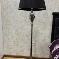 آباژور ایستاده کنار سالنی|چراغ خواب و آباژور|تبریز, |دیوار