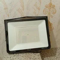 پرژکتور قوی و درحدنو