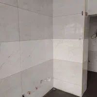 نصب کاشی وسرامیک چسبی وملاتی و اسلب|خدمات پیشه و مهارت|چابهار, |دیوار