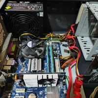 کیس گرین ۷۳۰۰ ddr3 با رم ۴ هارد ۳۲۰ گرافیک ۱|رایانه رومیزی|چالوس, |دیوار