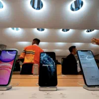 استخدام همکار اقا در فروشگاه موبایل شیفت عصر