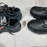 کفش ایمنی|کیف، کفش، کمربند|اندیشه, شهرک کوثر|دیوار