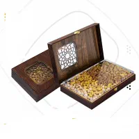 باکس چوبی و چرم آجیل و دم نوش