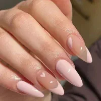 خدمات ناخن و کراتین و پروتئینه مو با  بهترین قیمت