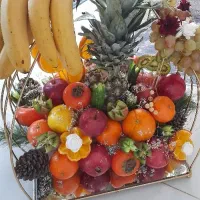 تزیین سبد میوه یلدا