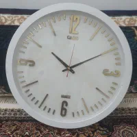 ساعت دیوار رنگ خاص و خوشگل نو نو بدون استفاده