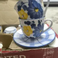فنجان گل پنبه ای