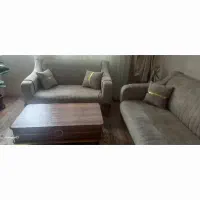 مبلمان راحتی تمیز درحد