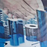 زمین جنوبی ۲۵۸ متر