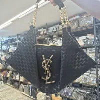 حسابدار جوان با حقوق خوب