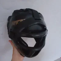 کلاه بوکس دستکش بوکس