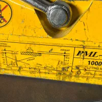 مگنت ۱ تنی ( آهن ربا )